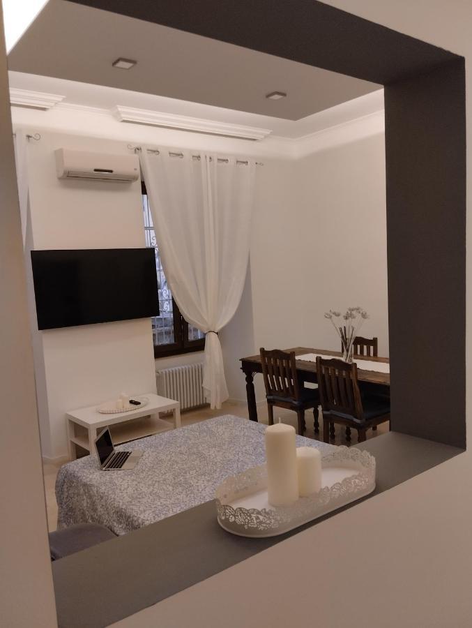 Casa Agata Apartment โรม ภายนอก รูปภาพ
